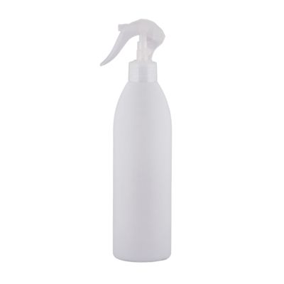 Flacon PE 500 ml cu pulverizator fin